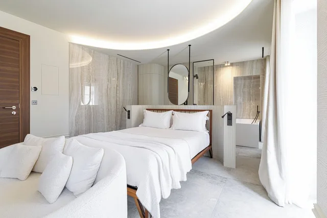 جناح سوبيريور بسرير كوين بشرفة، Le Dortoir Multi Storey Luxury Suites 5/10