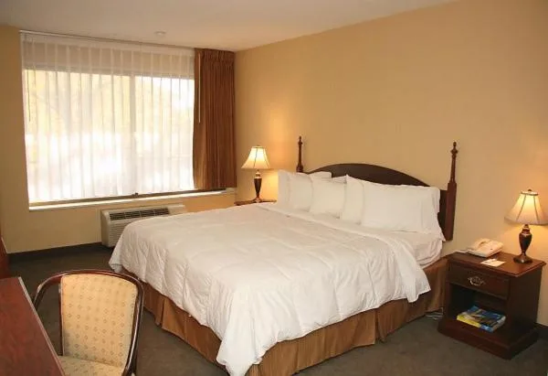 جناح بغرفة نوم واحدة، Americas Best Value Inn Springfield - Mansion View 1/10