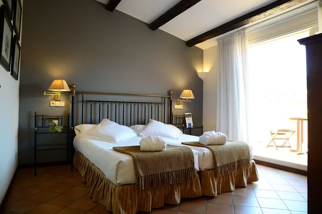 غرفة مفردة بسريرين منفصلين، Hotel Termes La Garriga 1/5