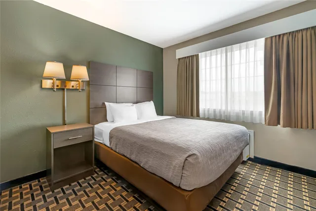 غرفة بسرير كوين لذوي الإعاقة، Quality Inn Mauston I-90 6/7
