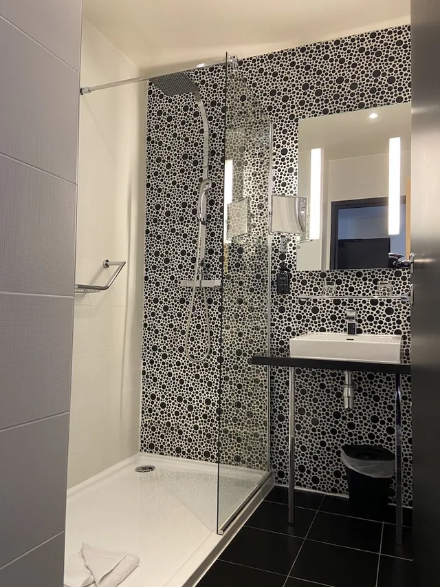 غرفة سوبيريور بسريرين منفصلين، Kyriad Prestige Perpignan Centre del Mon 6/10
