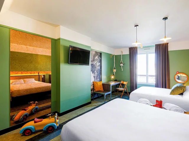 غرفة عائلية بسريرين مزدوجين وسرير كينج، Greet hotel Lyon Confluence 2/10