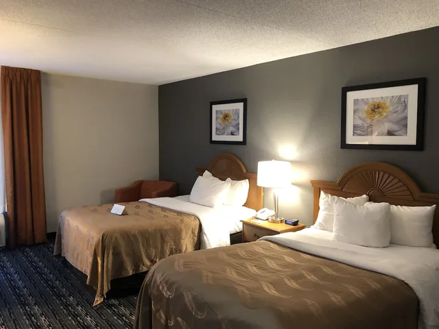 غرفة قياسية بسريرين مزدوجين، Quality Inn Rochester South 3/10