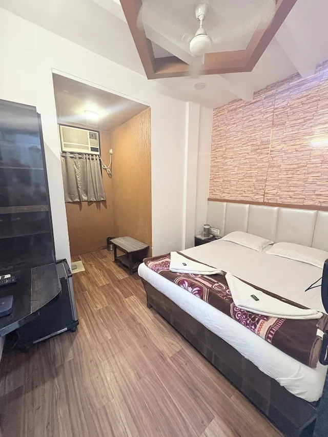 غرفة بسرير فردي، Hotel Broadway Colaba Mumbai 2/20