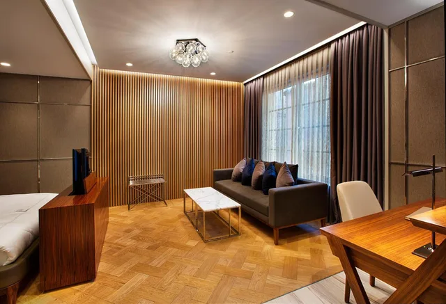 Romantic, Suite, Sofa, Bathtub, FER HOTEL 2/5