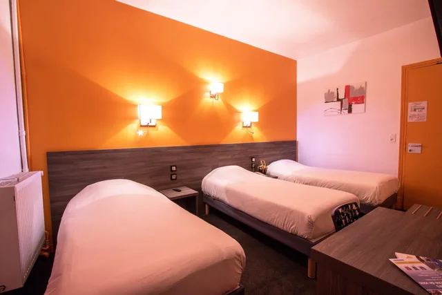 غرفة ثلاثية، COMFORT HOTEL ACTUEL CHAMBERY CENTRE 6/10