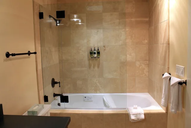 Victorian, Spa, King Bed، Inn At Sonoma - A Four Sisters Inn 2/2