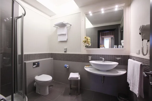 غرفة عائلية بسريرين مزدوجين، Hotel Naples 4/4