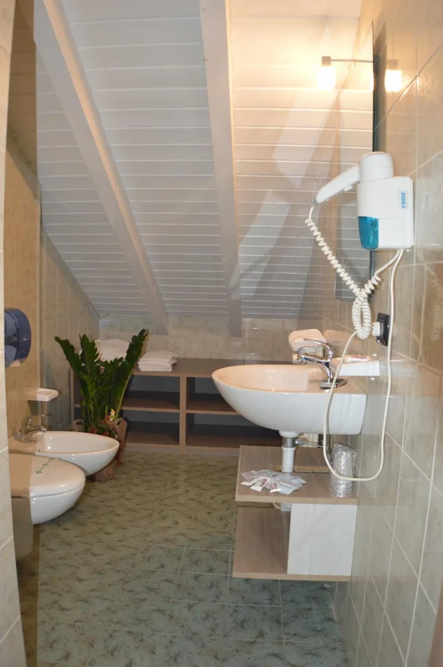 غرفة كلاسيكية عائلية، Sempione Hotel Ristorante 10/10