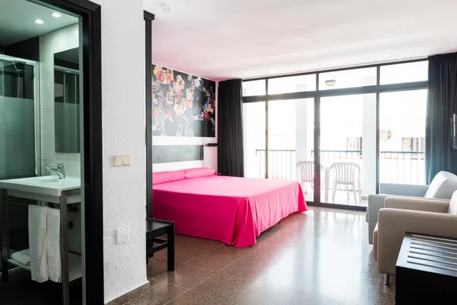 غرفة بسرير مزدوج، Ibiza Rocks Hotel - Adults Only 2/7
