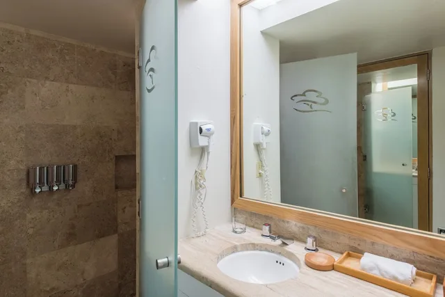 جناح غراند بسريرين كينج مع أريكة، Club Regina Cancun managed by Accor 3/9