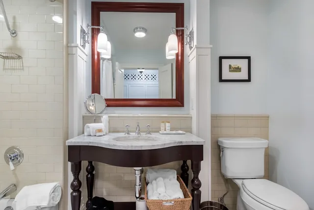 غرفة بسريرين مزدوجين لذوي الإعاقة، Omni Bedford Springs Resort 9/9