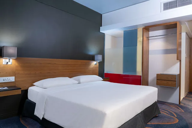 غرفة قياسية بسريرين منفصلين، Radisson Hotel Cape Town Foreshore 4/10