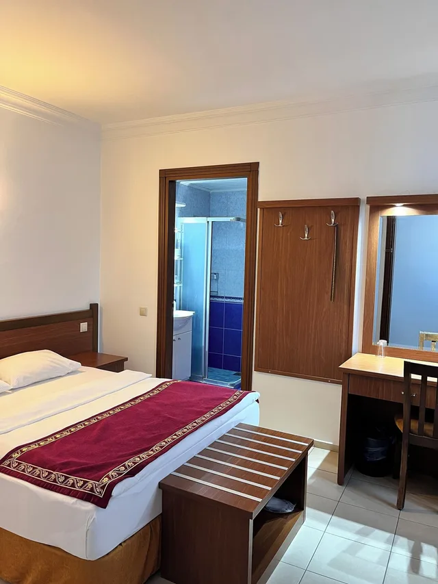 Economy, Double Bed, Hotel Royal Hill 3/7