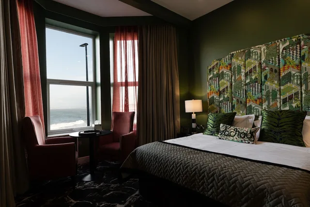 Executive, Double or Twin Bed, Elephant Rock Hotel 1/4