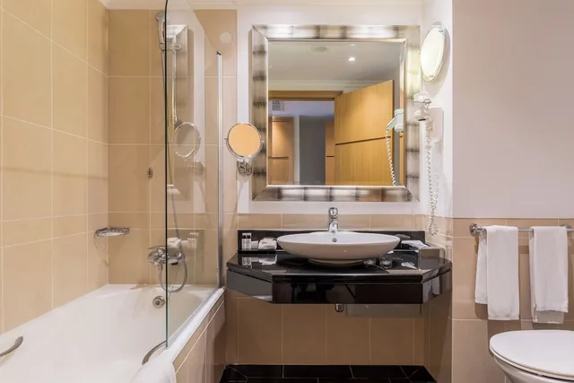 Room, Double or Twin Bed, with Extra Bed, Land View, Pestana Grand Premium Ocean Resort 3/3