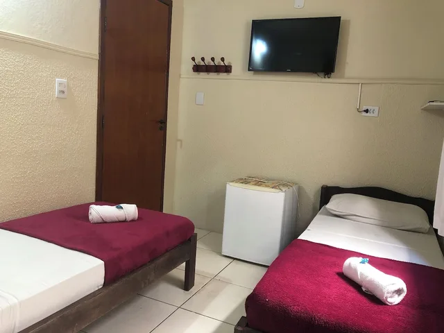 غرفة أساسية بسريرين منفصلين بحمام خاص، Geko Hostel & Pousada Paraty 3/7