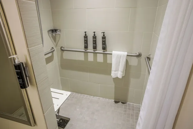 غرفة ديلوكس بسريرين كوين لذوي الإعاقة، Hard Rock Hotel & Casino Sioux City 7/7