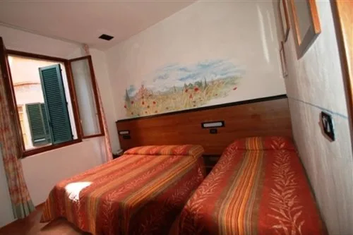 غرفة بسريرين منفصلين، Leonardo Hotel 1/1