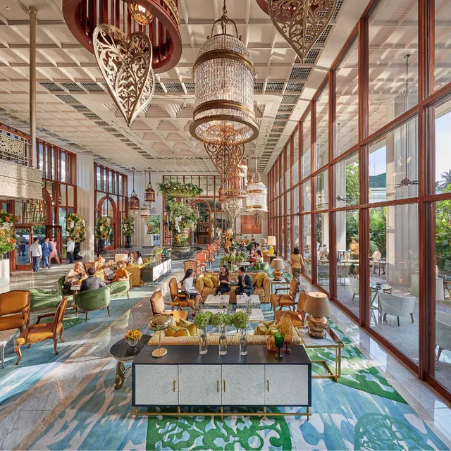 جناح جونيور، Mandarin Oriental Bangkok 1/1
