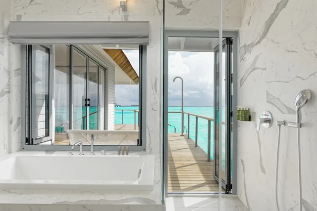 Overwater, Villa، OUTRIGGER Maldives Maafushivaru Resort 7/7