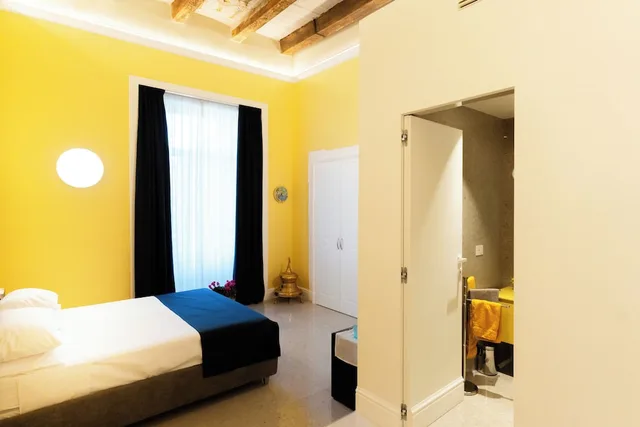 Alma Regina Relais، San Lorenzo، نابولي 18/50
