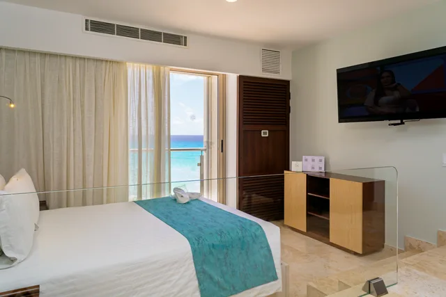 Family Junior Suite Lagoon View، Sunset Royal Beach Resort All Inclusive 2/2