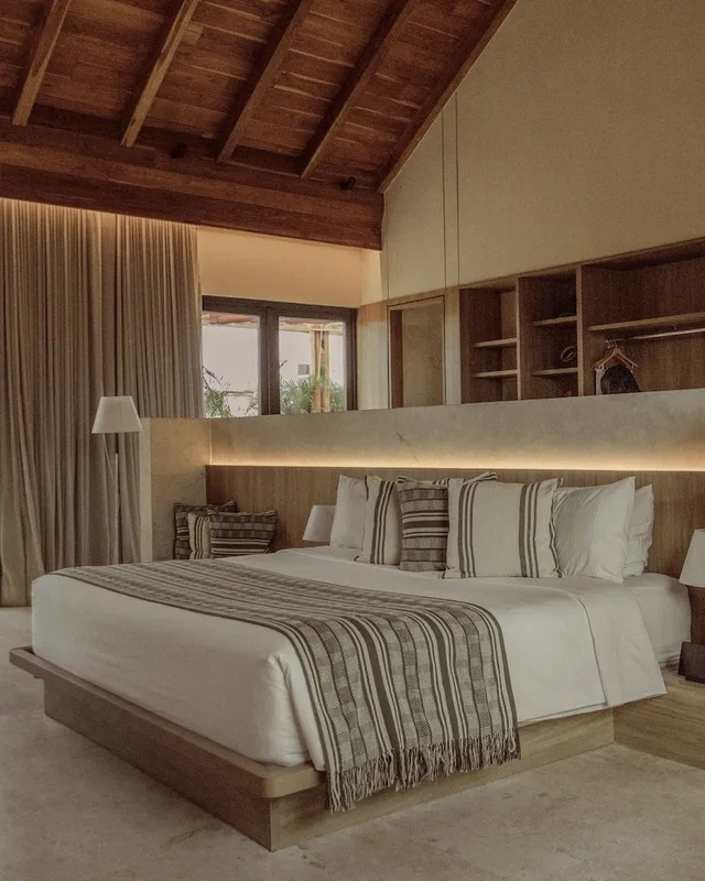 جناح سيغنتشر بسرير كينج بشرفة، Hotel Osh Getsemani 3/10