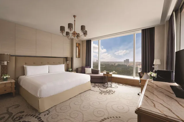 غرفة بسرير كينج، Shangri-La Hotel Bengaluru 2/3