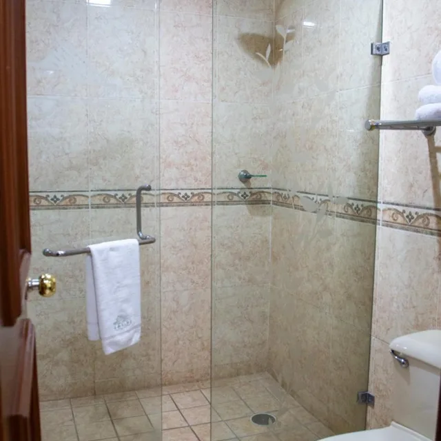 جناح بسرير مزدوج، Casino Plaza Guadalajara 10/10