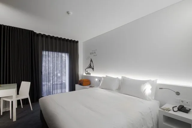 جناح، HOTEL 3K EUROPA 3/9