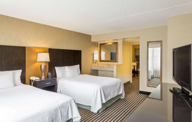 جناح بريميوم بسرير مزدوج، Embassy Suites by Hilton Piscataway Somerset 1/4
