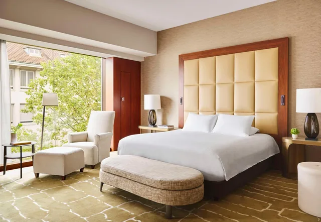 2 Bedrooms, Ambassador, Suite، PARK HYATT ZURICH 1/7