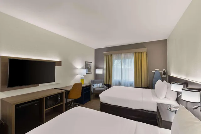غرفة بسريرين كوين، Comfort Inn & Suites Austin North Loop 5/8