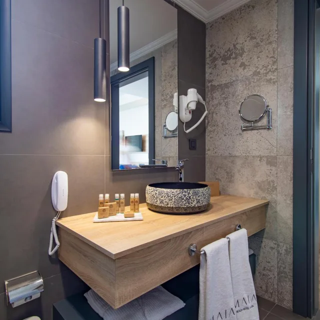 Deluxe, Suite, Sea View, MAIA Luxury Beach Hotel & Spa 6/6