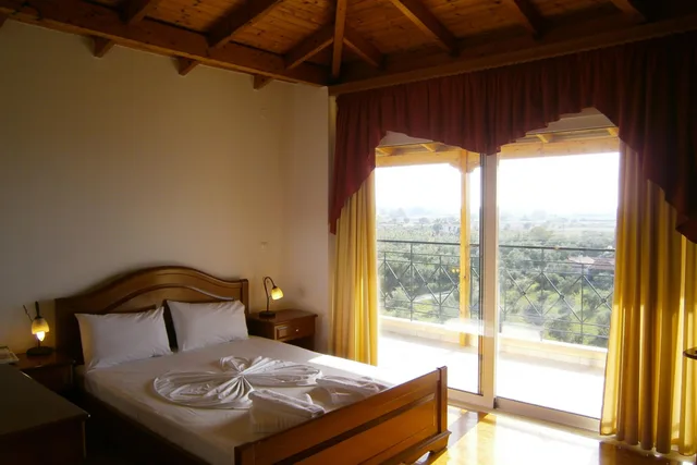غرفة بسرير مزدوج، KAIAFAS LAKE HOTEL 3/4