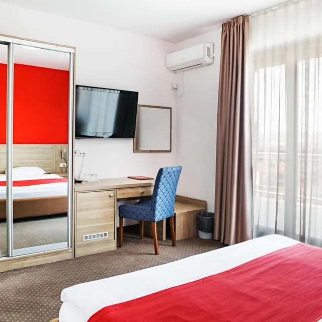 غرفة بسرير مزدوج، Putnik Hotel 4/10