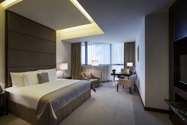 Basic, Residence, Studio, King Bed, Bab Al Qasr Residence 2/8