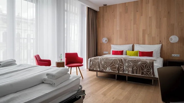 غرفة عائلية بسرير كينج مع أريكة، Hotel Passage 2/5