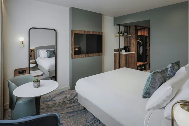 غرفة تنفيذية بسرير كينج، Le Meridien Paris Arc De Triomphe 6/6
