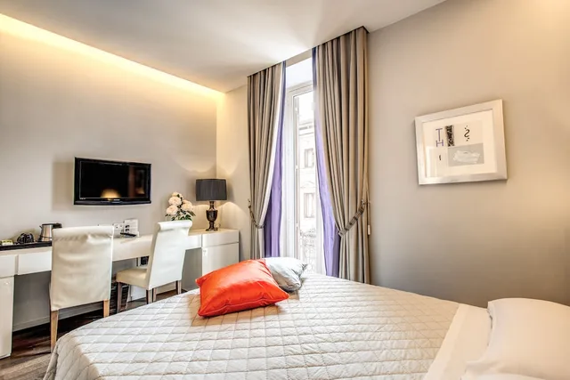Superior, Double Bed, Boutique Hotel Roma 2/3