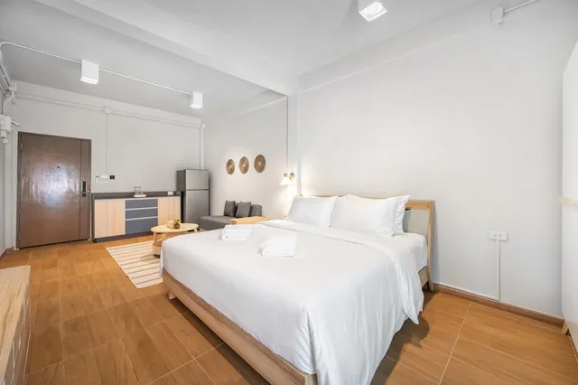Deluxe, King Bed, Hotel Wizpark Ratchada 1/2