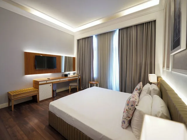 غرفة ديلوكس بسرير كينج، Promenade Hotel 4/10