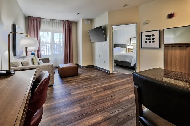جناح بسريرين مزدوجين بغرفة نوم واحدة بمطبخ، Staybridge Suites Albuquerque Airport 3/4
