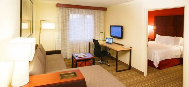 جناح بسرير كوين، Residence Inn La Mirada Buena Park 2/2
