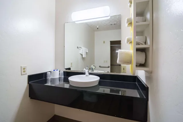 غرفة بسريرين كوين، Motel6 Globe, AZ 7/8