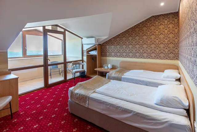 Alpine, Balcony، PARK HOTEL SEVASTOKRATOR 1/2