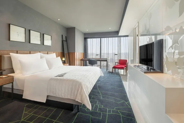 غرفة ديلوكس بسرير كينج بإطلالة على المدينة، Le Meridien Zhengzhou 2/9