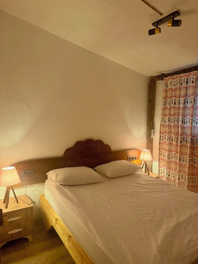 Luxury, House, Double and Twin Beds, Pool View، Turan Hill Lounge 1/7