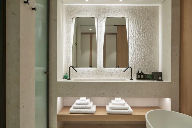 1 Bedroom, Escape, Infinity, Suite, King Bed, Bay Front, Sea View, Private Pool، W Costa Navarino 3/3